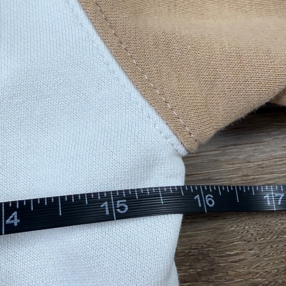 Jordan Youth Colorblock Hoodie NWT Sz S Tan/Cream, Basketball Back to School - Picture 11 of 12